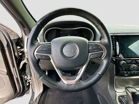 Used 2019 Jeep Grand Cherokee Limited w/ Luxury Group II image 11