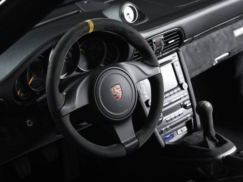 Used 2011 Porsche 911 GT2 RS image 4