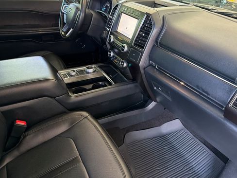 Used 2021 Ford Expedition Max Limited AWD/4WD image 17