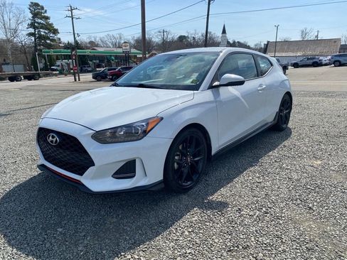 Used 2019 Hyundai Veloster Turbo R-Spec image 7