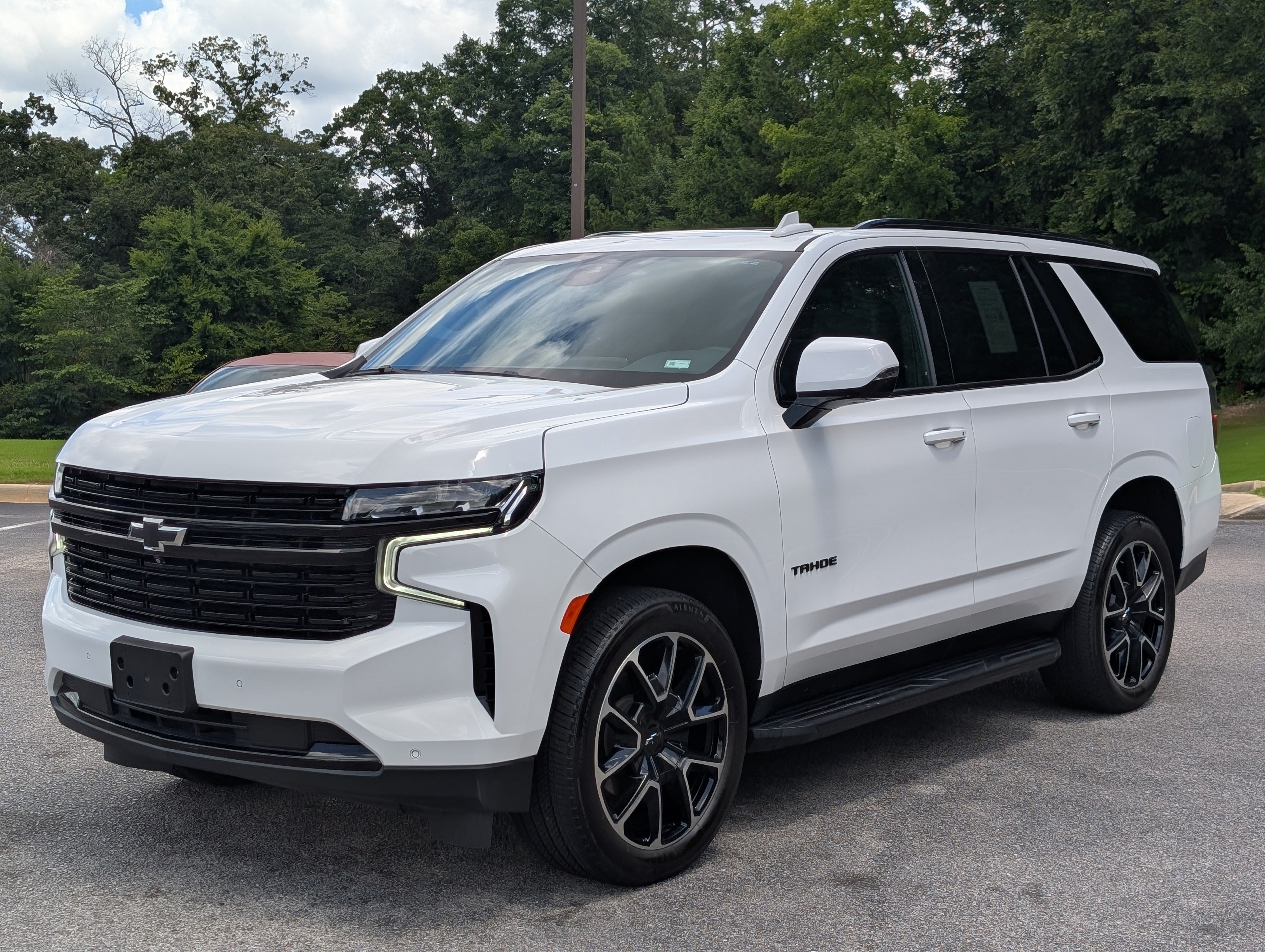 Used 2023 Chevrolet Tahoe RST w/ Luxury Package RWD image 5