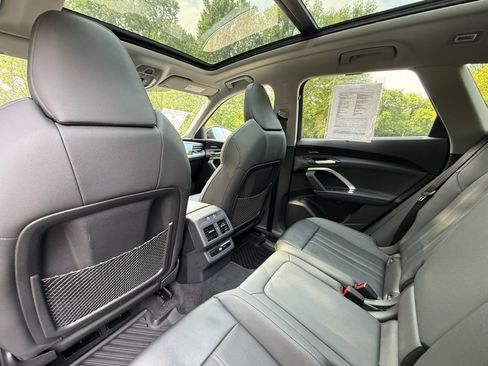 Used 2025 Audi Q5 Premium Plus AWD/4WD image 13