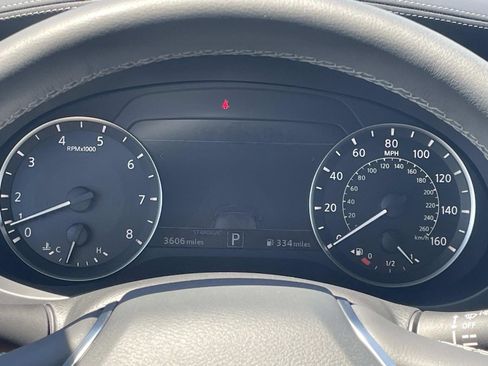 Used 2025 INFINITI QX50 Sport AWD/4WD image 28