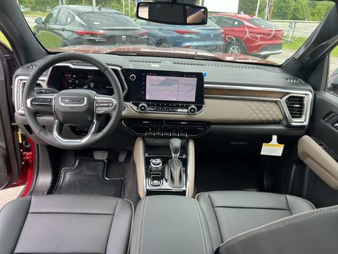 New 2026 GMC Canyon Denali AWD/4WD image 10
