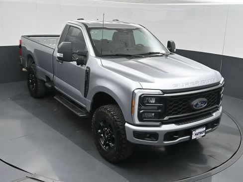 Used 2023 Ford F250 XL w/ STX Appearance Package AWD/4WD image 36