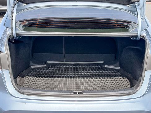 Used 2024 Toyota Corolla LE w/ LE Convenience Package image 25