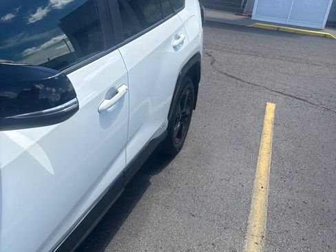 Used 2020 Toyota RAV4 XSE AWD/4WD image 11
