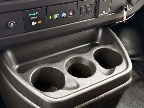 Used 2025 Chevrolet Express 2500 LT w/ LT Preferred Equipment Group RWD image 22