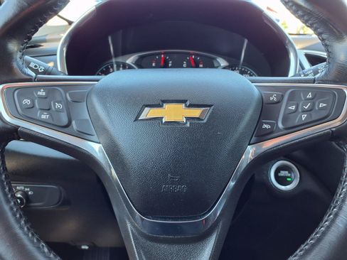 Used 2019 Chevrolet Equinox LT AWD/4WD image 15