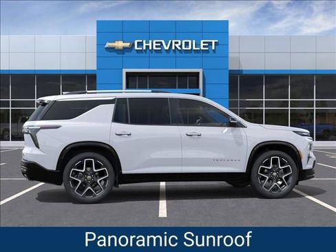 New 2026 Chevrolet Traverse High Country w/ LPO, Floor Liner Package FWD image 5