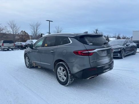 Used 2020 Buick Enclave Essence w/ Sound and Sites Package image 8