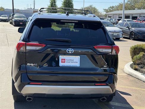 Certified 2023 Toyota RAV4 SE image 6