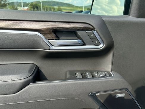 New 2025 Chevrolet Silverado 1500 RST image 21