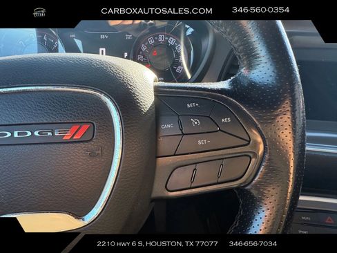 Used 2020 Dodge Challenger SXT w/ Blacktop Package image 11