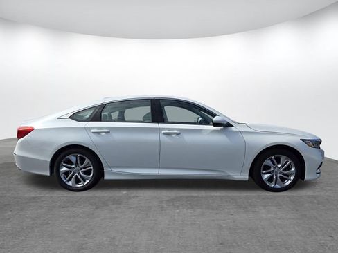 Used 2019 Honda Accord LX image 3