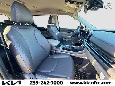 New 2026 Kia Carnival image 14