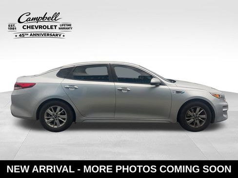 Used 2016 Kia Optima LX w/ LX Convenience Package FWD image 6