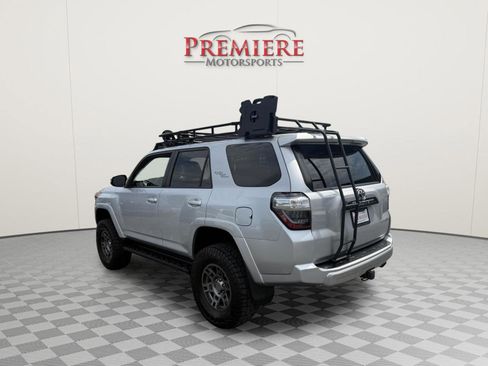 Used 2018 Toyota 4Runner TRD Off-Road Premium w/ TRD Performance Package image 5