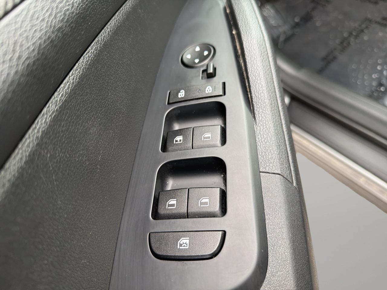 Used 2023 Kia Sportage LX FWD image 17