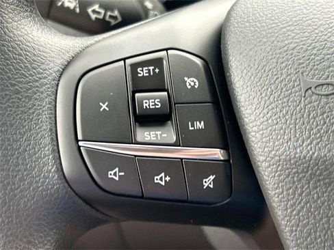 New 2025 Ford Transit 250 148 Medium Roof image 32