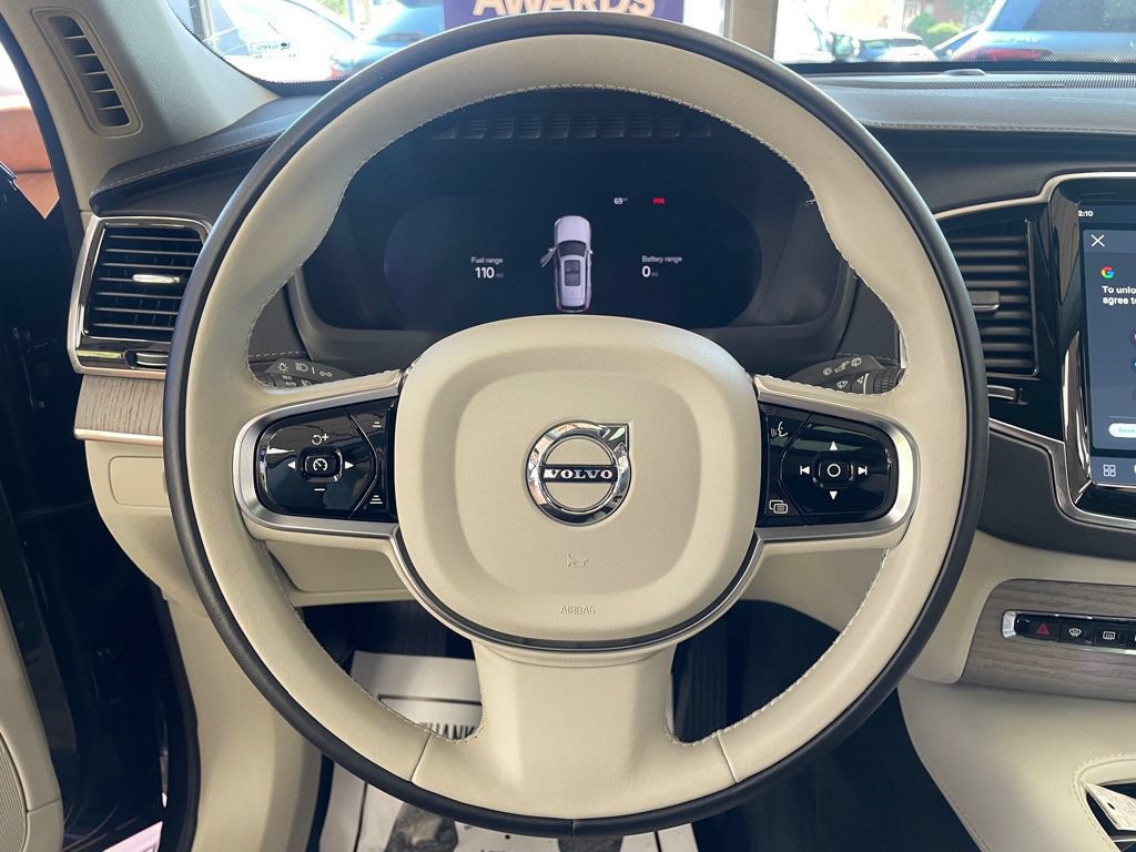 Used 2025 Volvo XC90 T8 Ultra AWD/4WD image 25