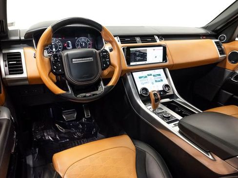 Used 2022 Land Rover Range Rover Sport SVR image 6