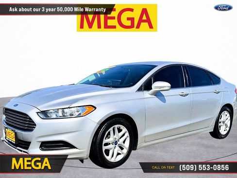 Used 2016 Ford Fusion SE FWD image 1
