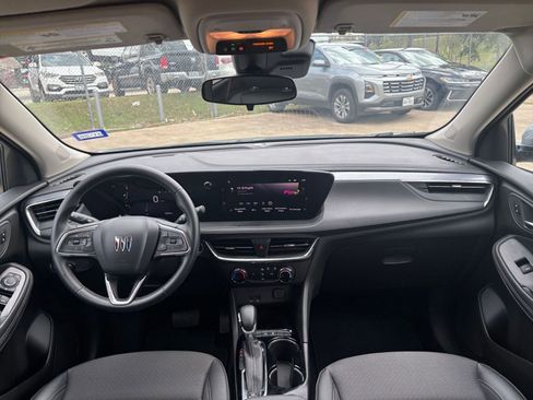 Used 2025 Buick Encore GX Preferred image 31