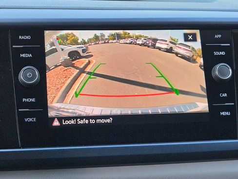 Used 2023 Volkswagen Taos SE w/ Panoramic Sunroof Package FWD image 34