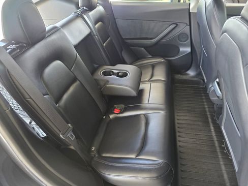 Used 2021 Tesla Model Y Performance image 32