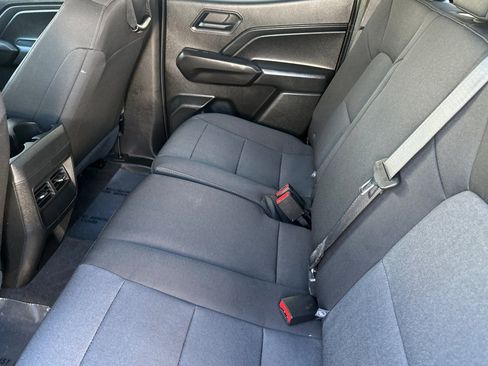 Used 2025 Chevrolet Colorado W/T image 11