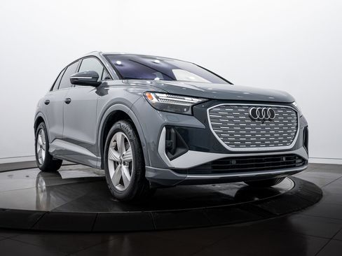 Certified 2024 Audi Q4 e-tron Prestige image 1