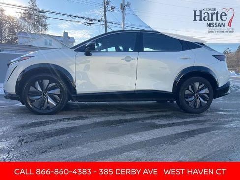 Certified 2023 Nissan Ariya FWD image 2