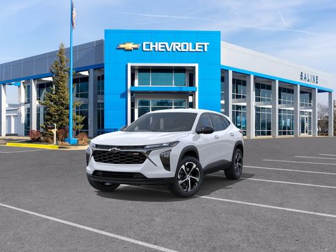 New 2026 Chevrolet Trax RS w/ Driver Confidence Package image 32