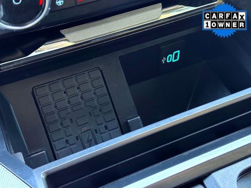 Used 2023 Ford F250 Lariat w/ Chrome Package image 28