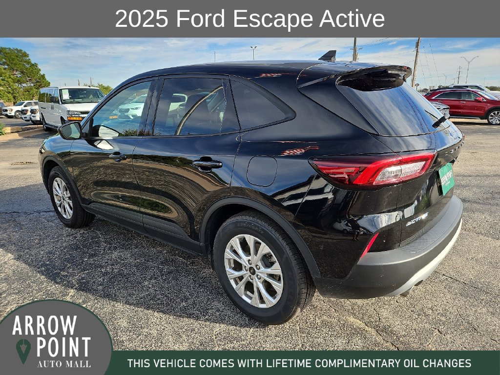 Used 2025 Ford Escape Active FWD image 8