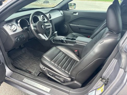 Used 2007 Ford Mustang GT Premium RWD image 9
