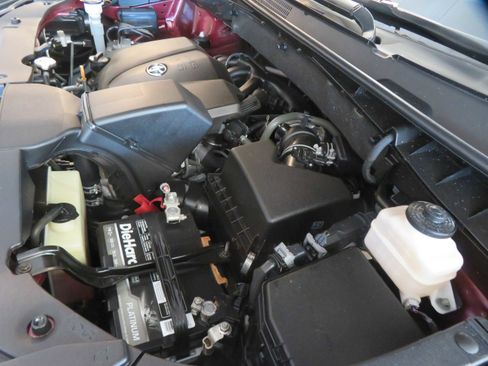 Used 2019 Toyota Highlander SE image 63