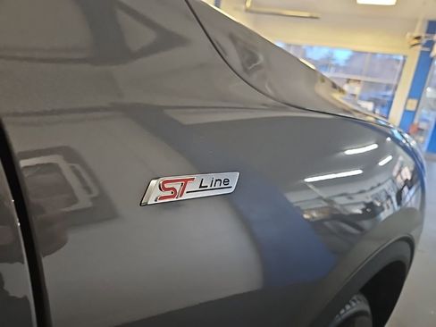 Used 2025 Ford Escape ST-Line image 12