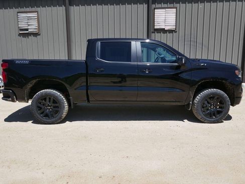 New 2026 Chevrolet Silverado 1500 LT Trail Boss w/ LT Trail Boss Premium Package AWD/4WD image 3