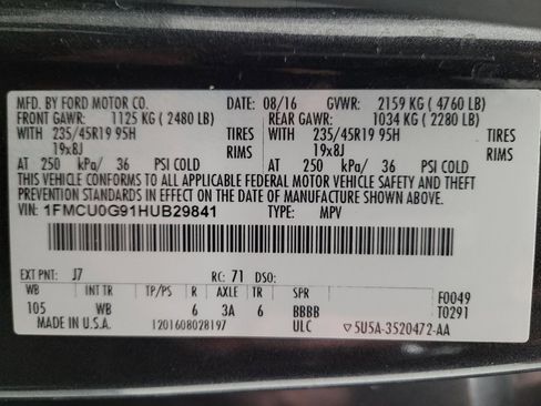 Used 2017 Ford Escape SE w/ Equipment Group 201A FWD image 33