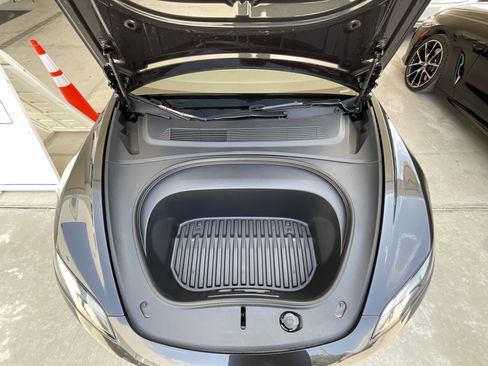 Used 2025 Tesla Model 3 Long Range RWD image 27