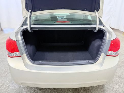 Used 2011 Chevrolet Cruze LT FWD image 35