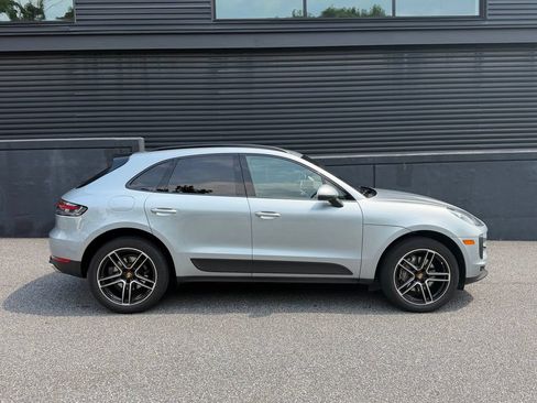 Certified 2021 Porsche Macan AWD/4WD image 11