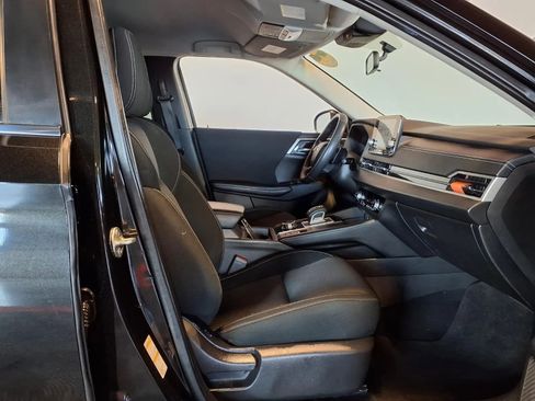 Used 2022 Mitsubishi Outlander ES AWD/4WD image 8