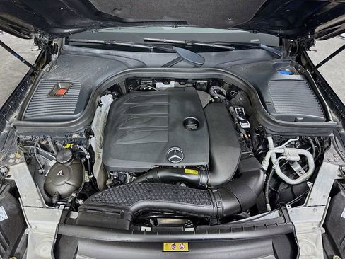 Used 2022 Mercedes-Benz GLC 300 image 28