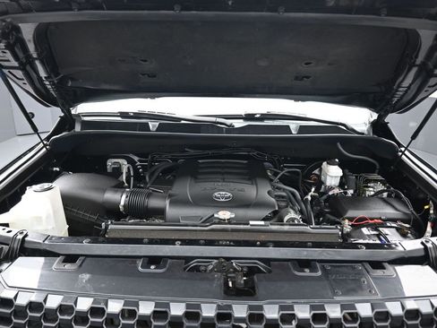 Used 2021 Toyota Tundra Platinum image 51