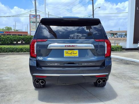 Used 2021 GMC Yukon XL Denali w/ Denali Premium Package RWD image 5