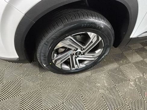 Certified 2023 Hyundai Santa Fe SE AWD/4WD image 9