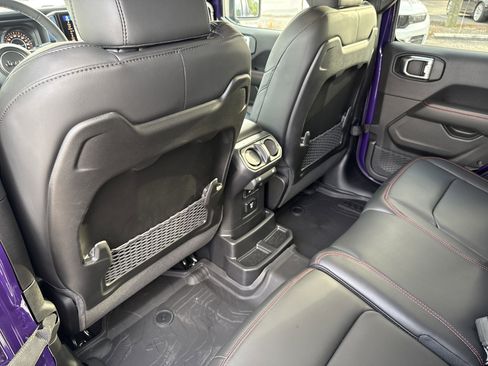 New 2026 Jeep Wrangler Unlimited Rubicon image 32